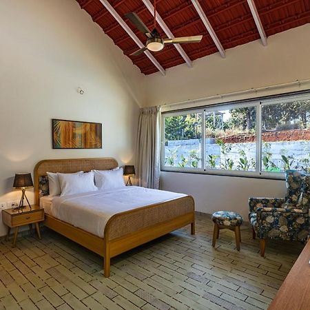 Saffronstays Mariposa By The River Montana, Karjat Eksteriør bilde