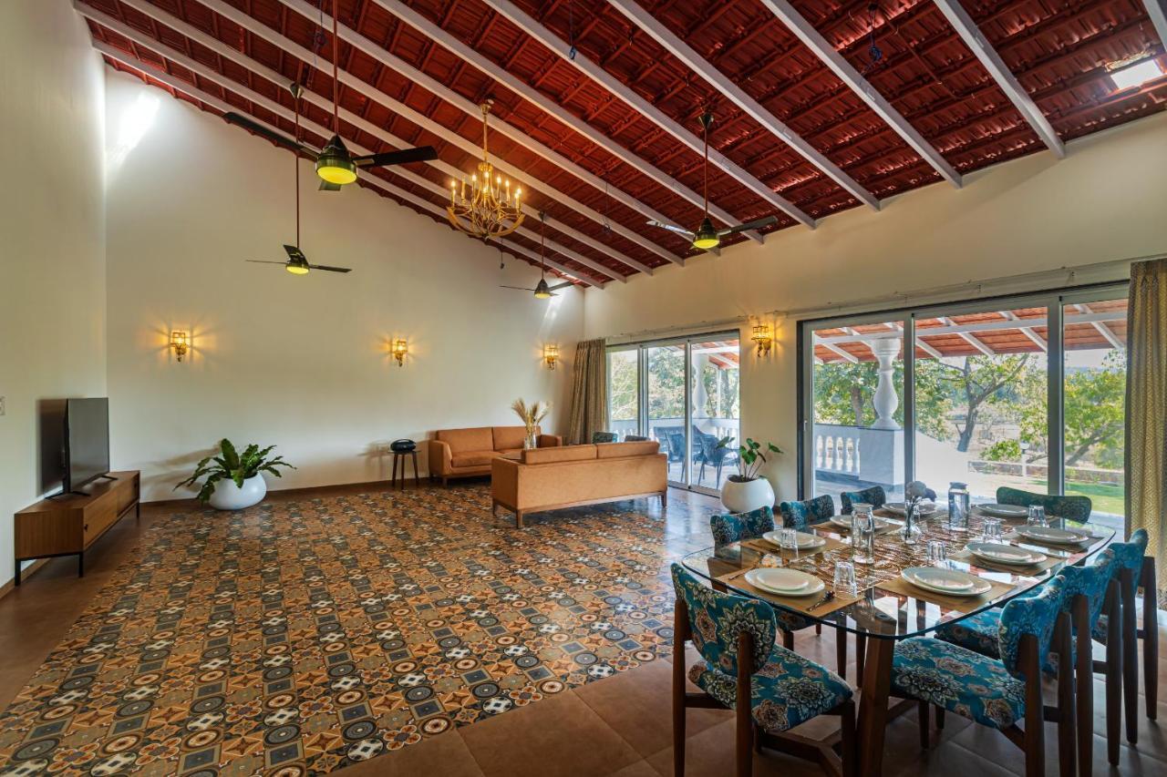 Saffronstays Mariposa By The River Montana, Karjat Eksteriør bilde