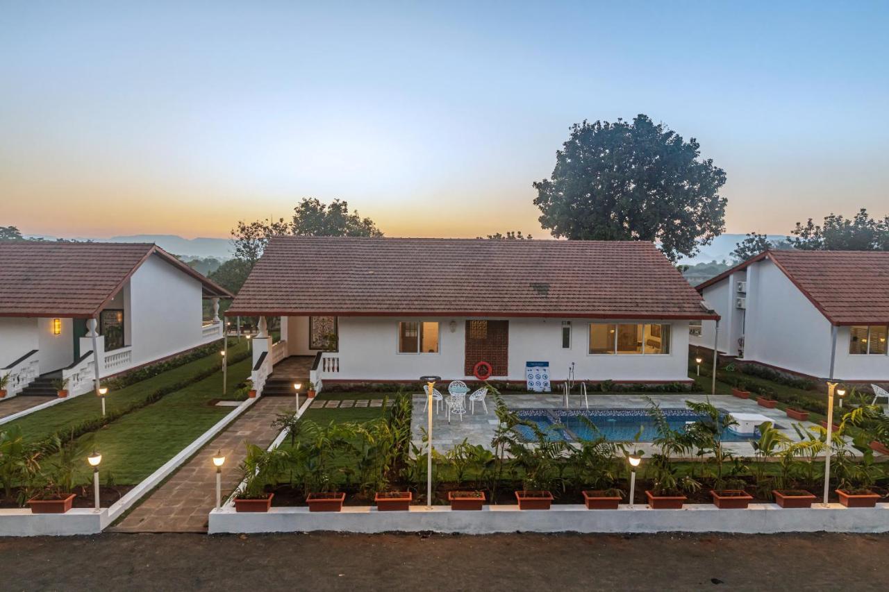 Saffronstays Mariposa By The River Montana, Karjat Eksteriør bilde
