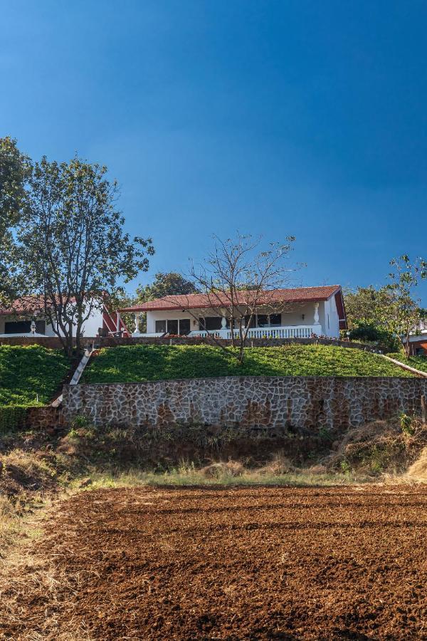Saffronstays Mariposa By The River Montana, Karjat Eksteriør bilde